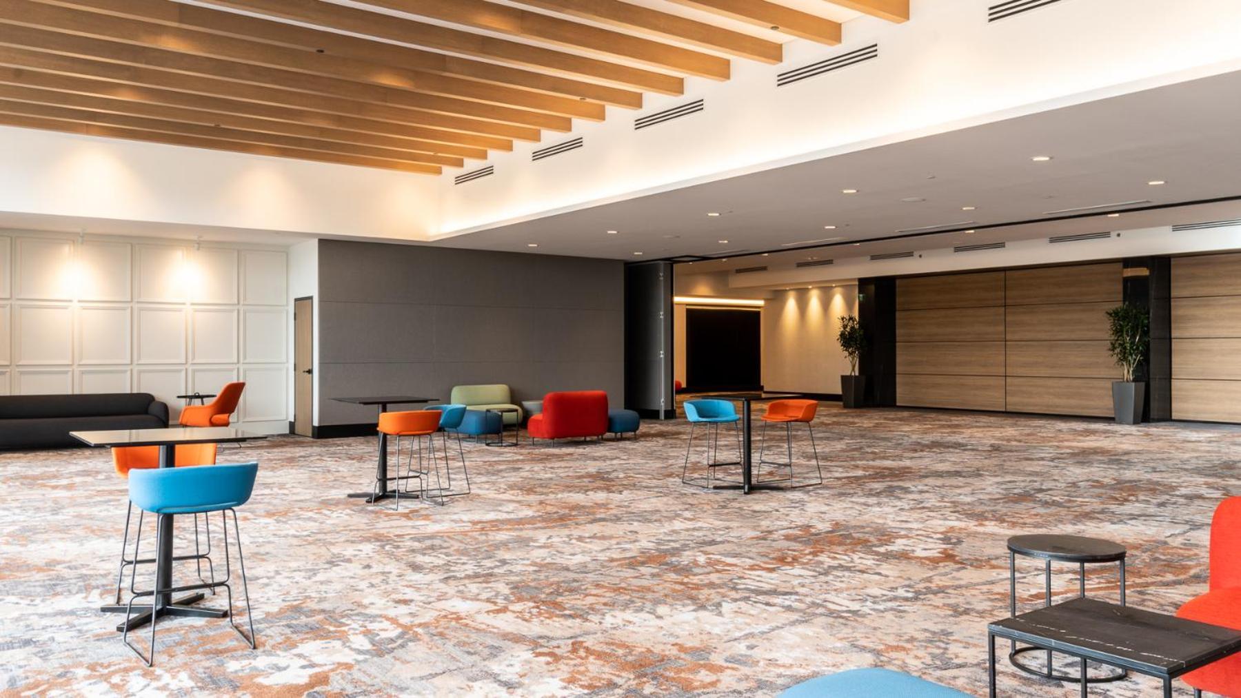 Sheraton Laval Hotel Exterior foto