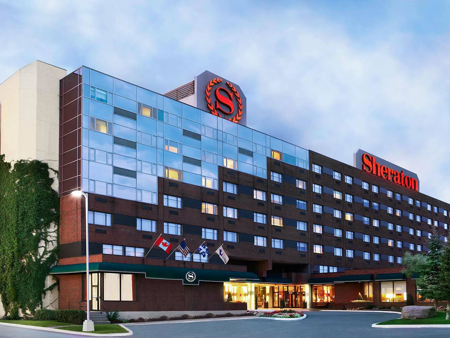 Sheraton Laval Hotel Exterior foto